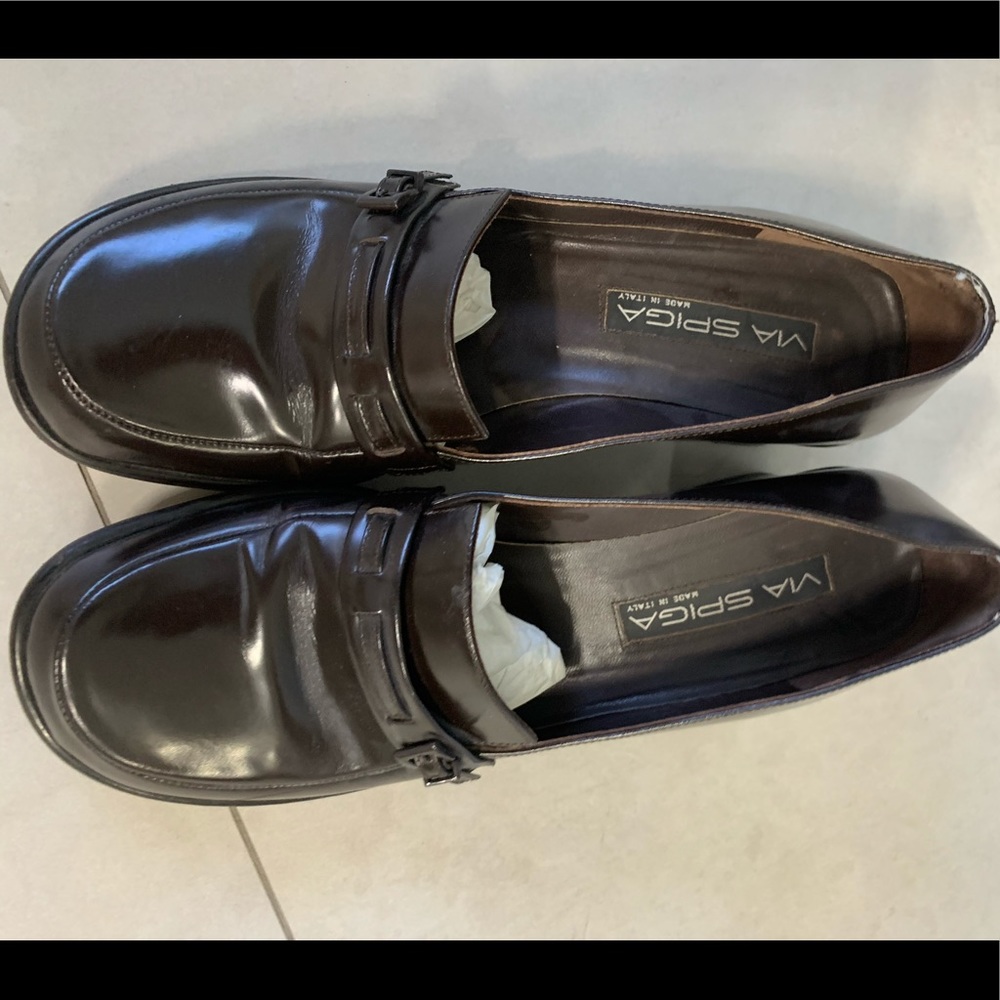 Via Spiga brown heeled loafers